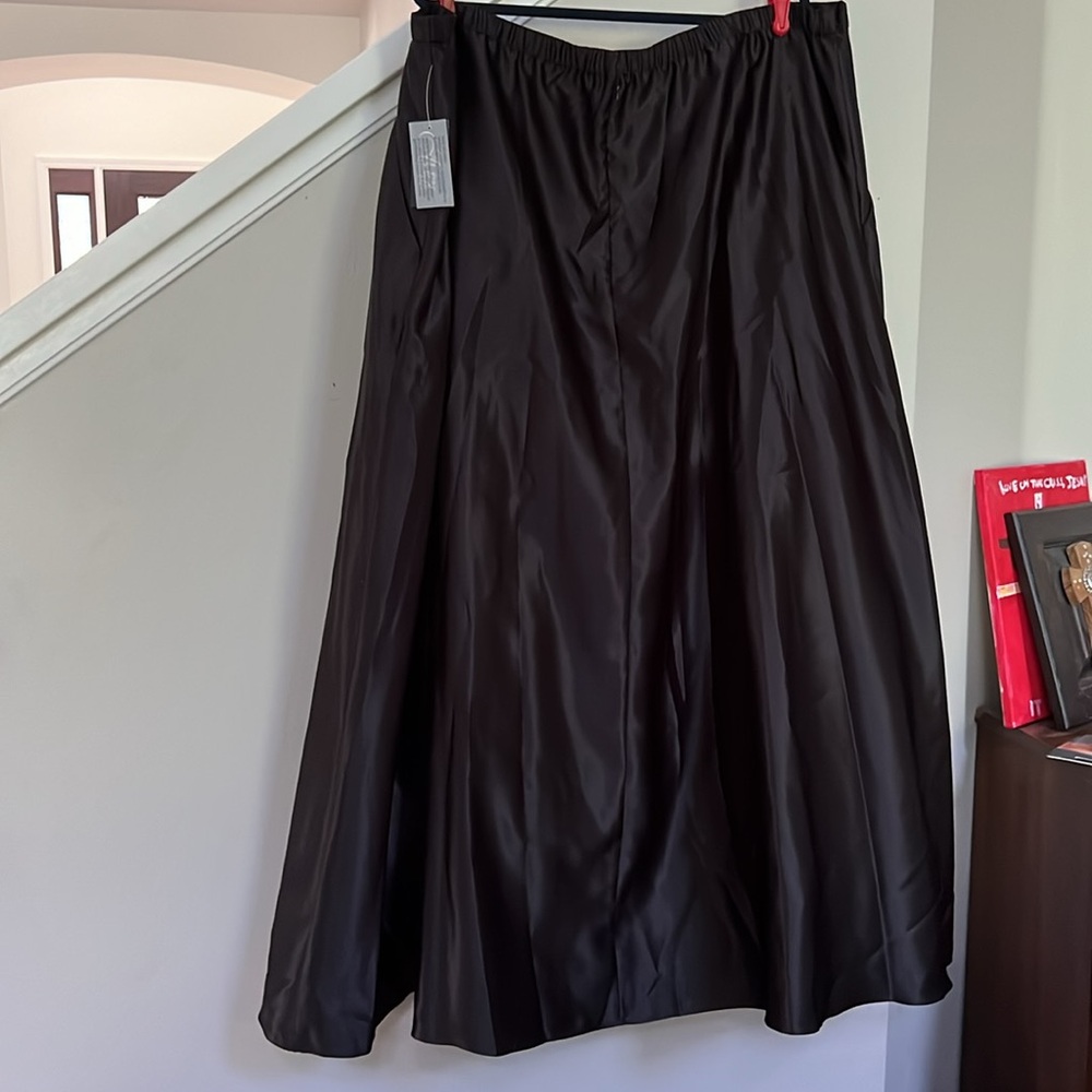 Alex Evenings Plus Size Satin Inverted Pleat Ball Gown Skirt - Picture 11 of 16